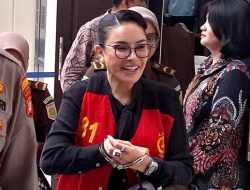 Isi Chat Kasus Pemerasan Dibongkar dalam Sidang, Nikita Mirzani Tak Terima