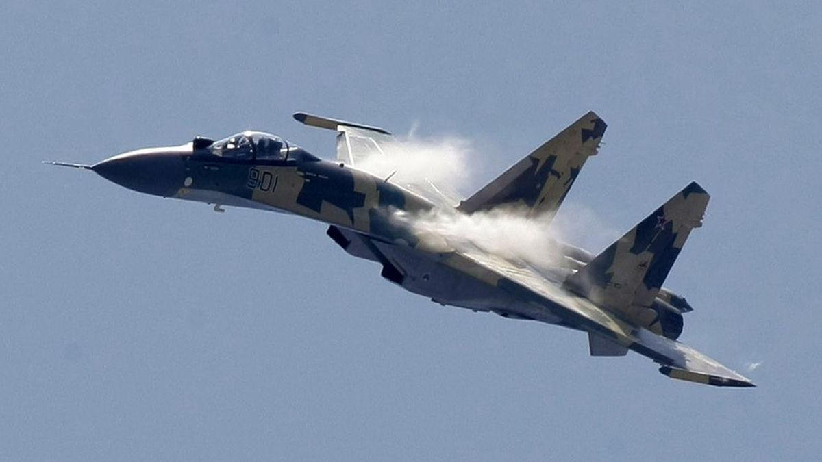 Jet Tempur Jepang Buntuti