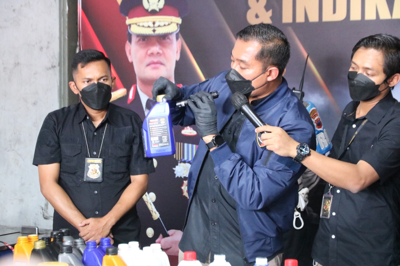 Jual Emas Imitasi Pengemudi