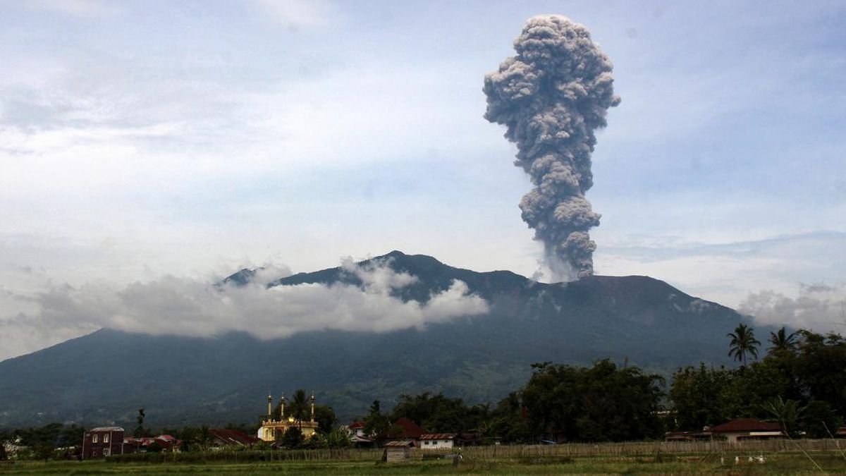 Gunung Marapi di Sumbar