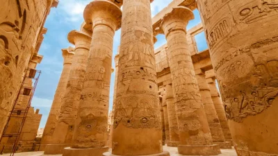 Tersembunyi Berabad abad