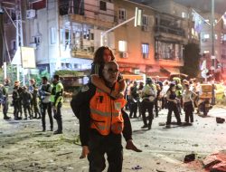 Bom Tandan Iran Jebol Pertahanan Israel Warga Sipil Mulai Putus Asa